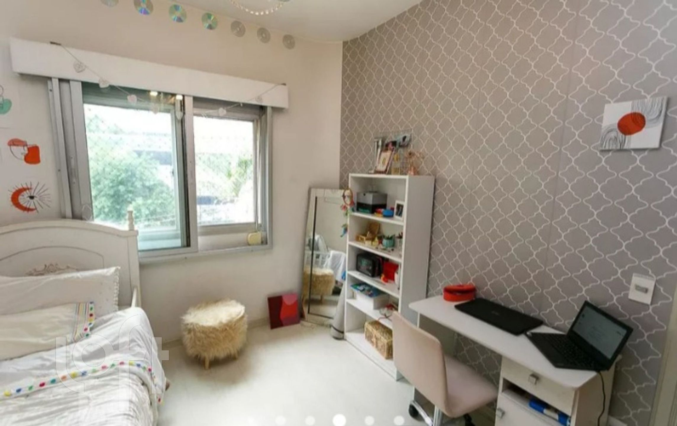 Apartamento à venda com 3 quartos, 140m² - Foto 4