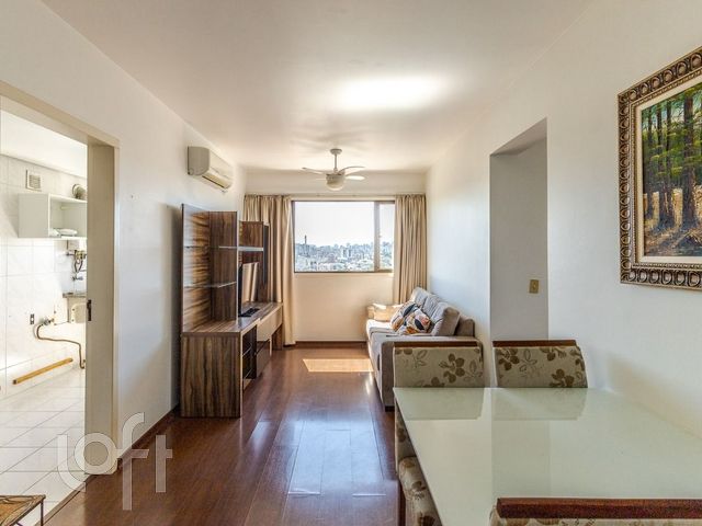 Apartamento com 54m², 2 dormitórios, 1 vaga, Santana em Porto Alegre
