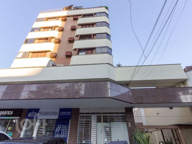 Apartamento com 114m², 2 dormitórios, 1 suíte, 2 vagas, Rio Branco em Porto Alegre