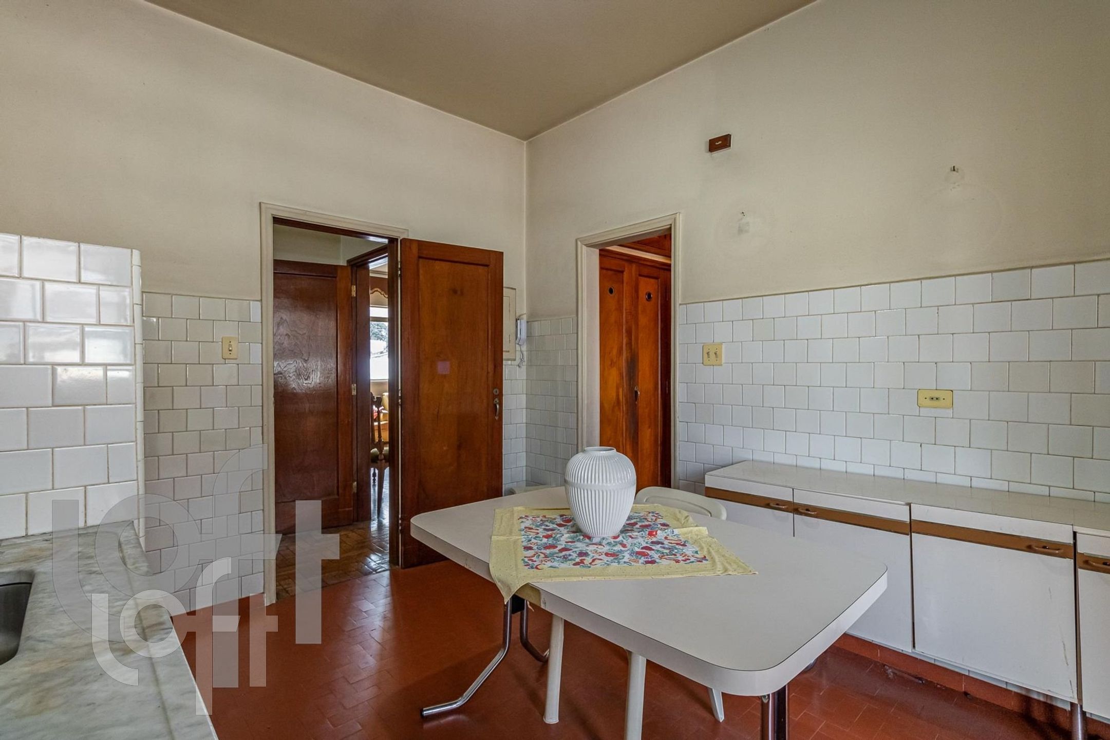 Apartamento à venda com 3 quartos, 135m² - Foto 29