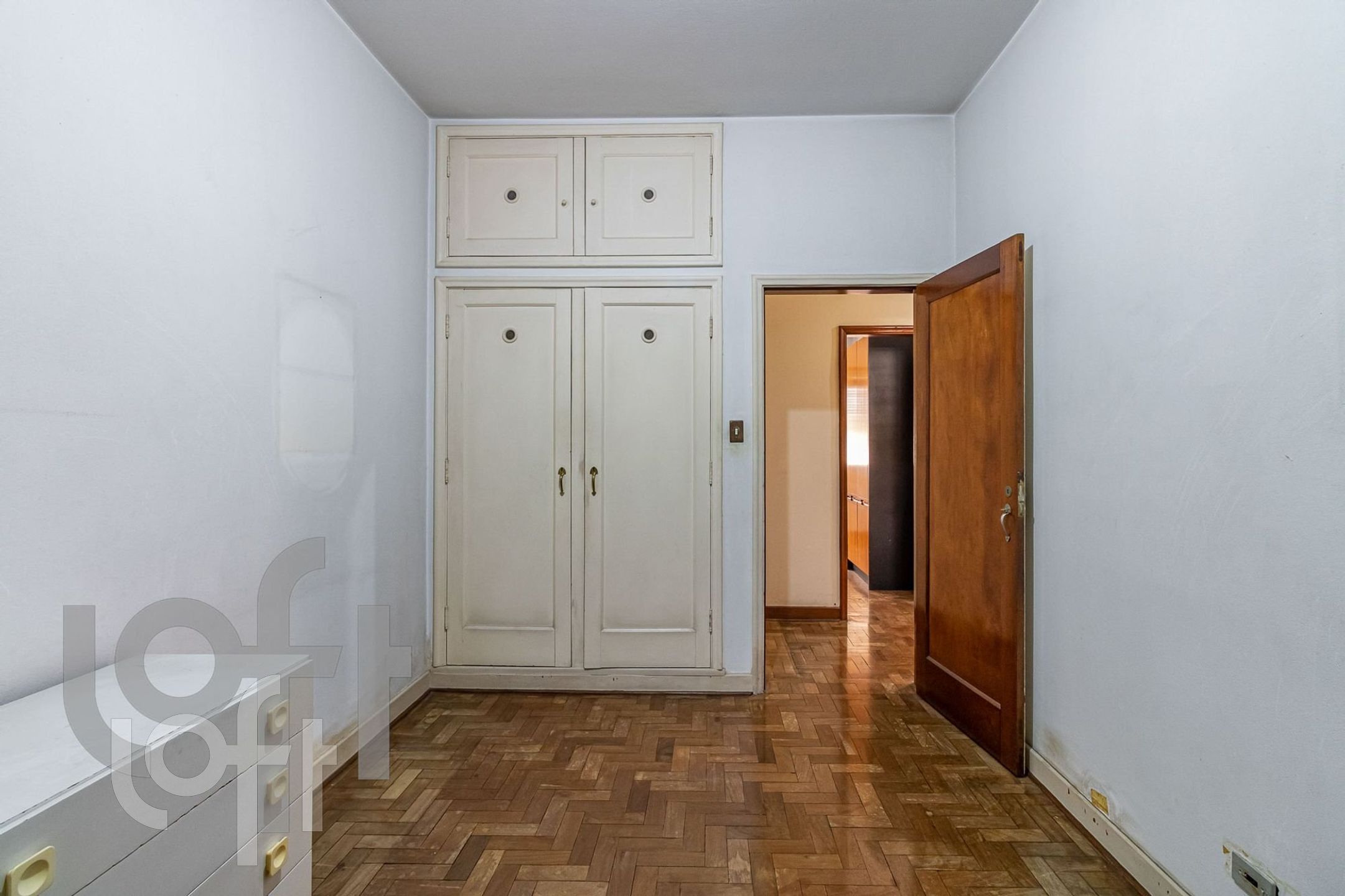 Apartamento à venda com 3 quartos, 135m² - Foto 9