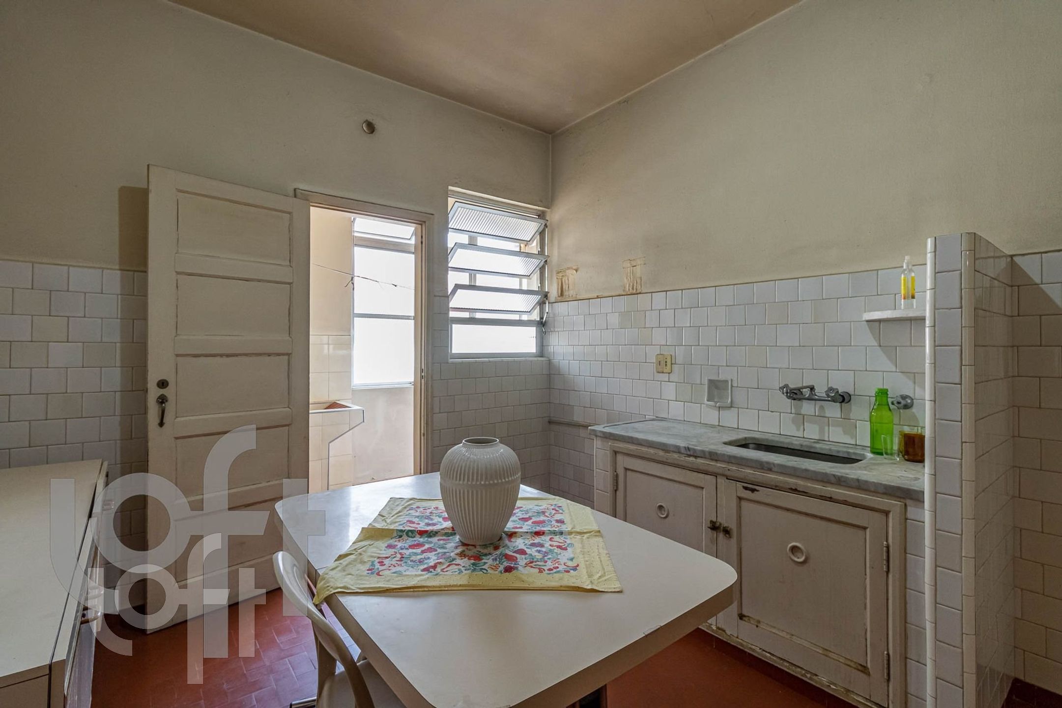 Apartamento à venda com 3 quartos, 135m² - Foto 32