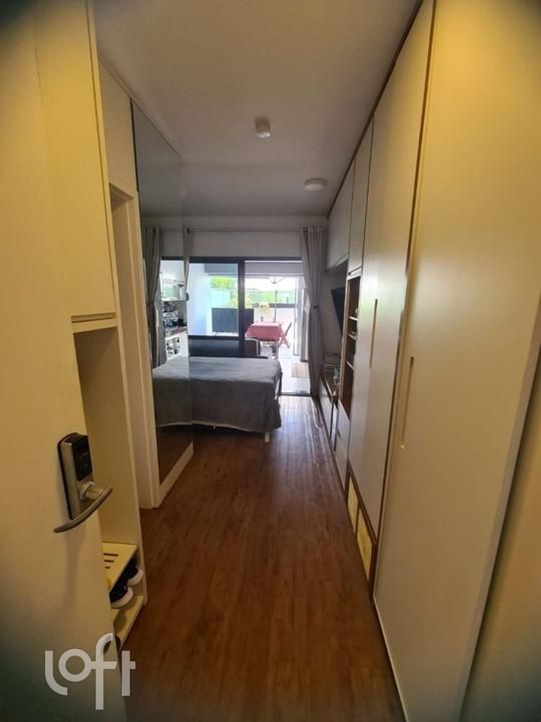 Apartamento à venda com 1 quarto, 42m² - Foto 17