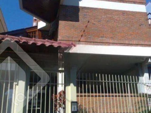 Casa em Condomínio com 195m², 3 dormitórios, 2 suítes, 2 vagas, Bela Vista em Porto Alegre