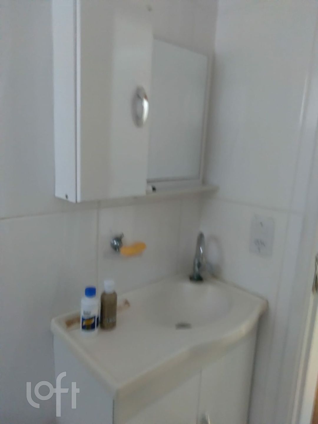 Apartamento à venda com 1 quarto, 40m² - Foto 18