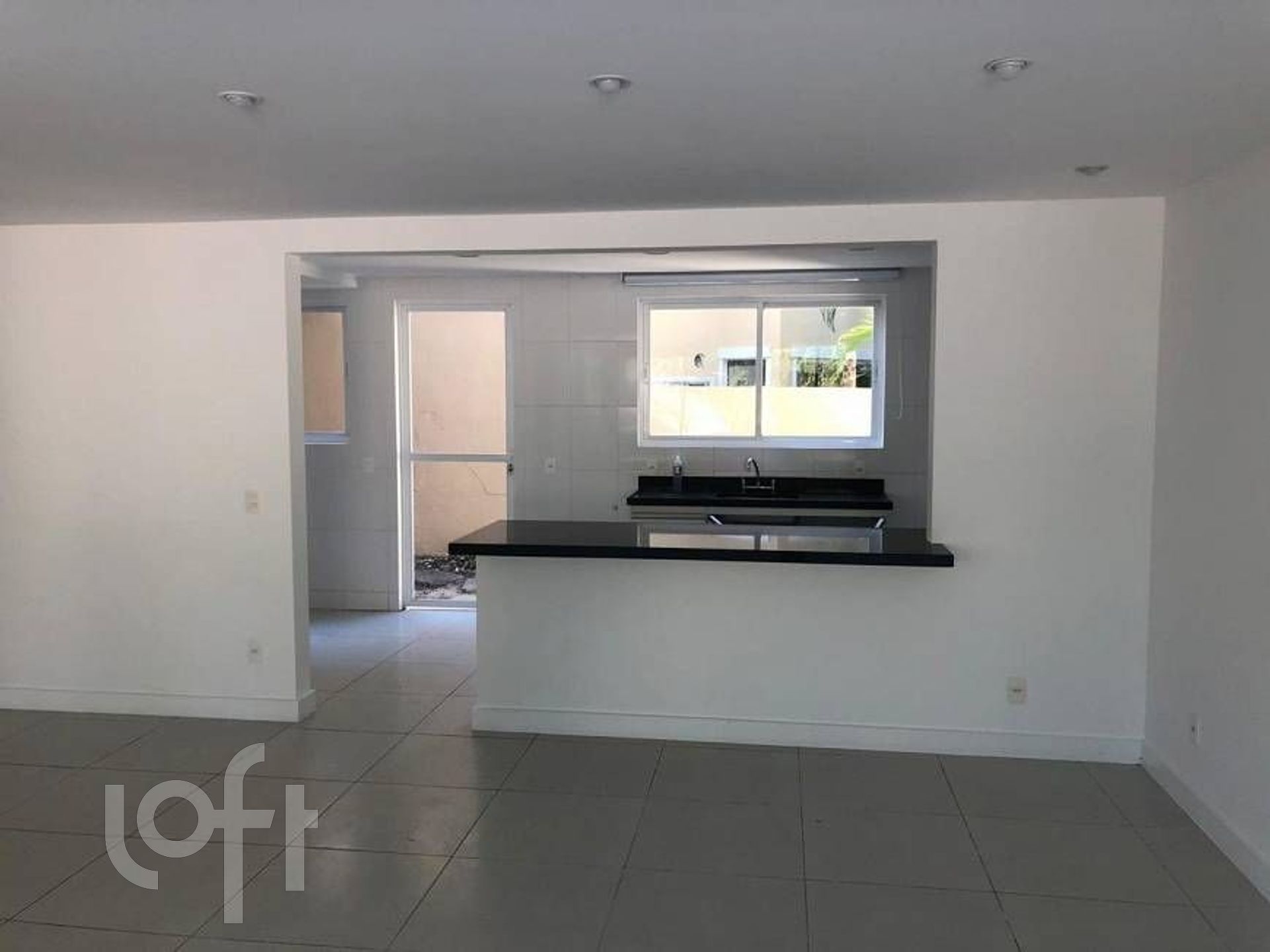 Casa à venda com 4 quartos, 270m² - Foto 6