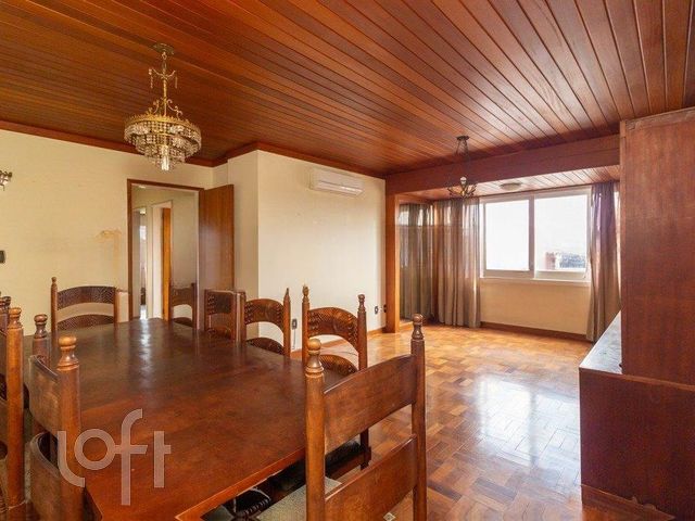 Apartamento com 140m², 5 dormitórios, 2 suítes, 2 vagas, Menino Deus em Porto Alegre