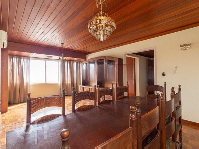 Apartamento com 140m², 5 dormitórios, 2 suítes, 2 vagas, Menino Deus em Porto Alegre