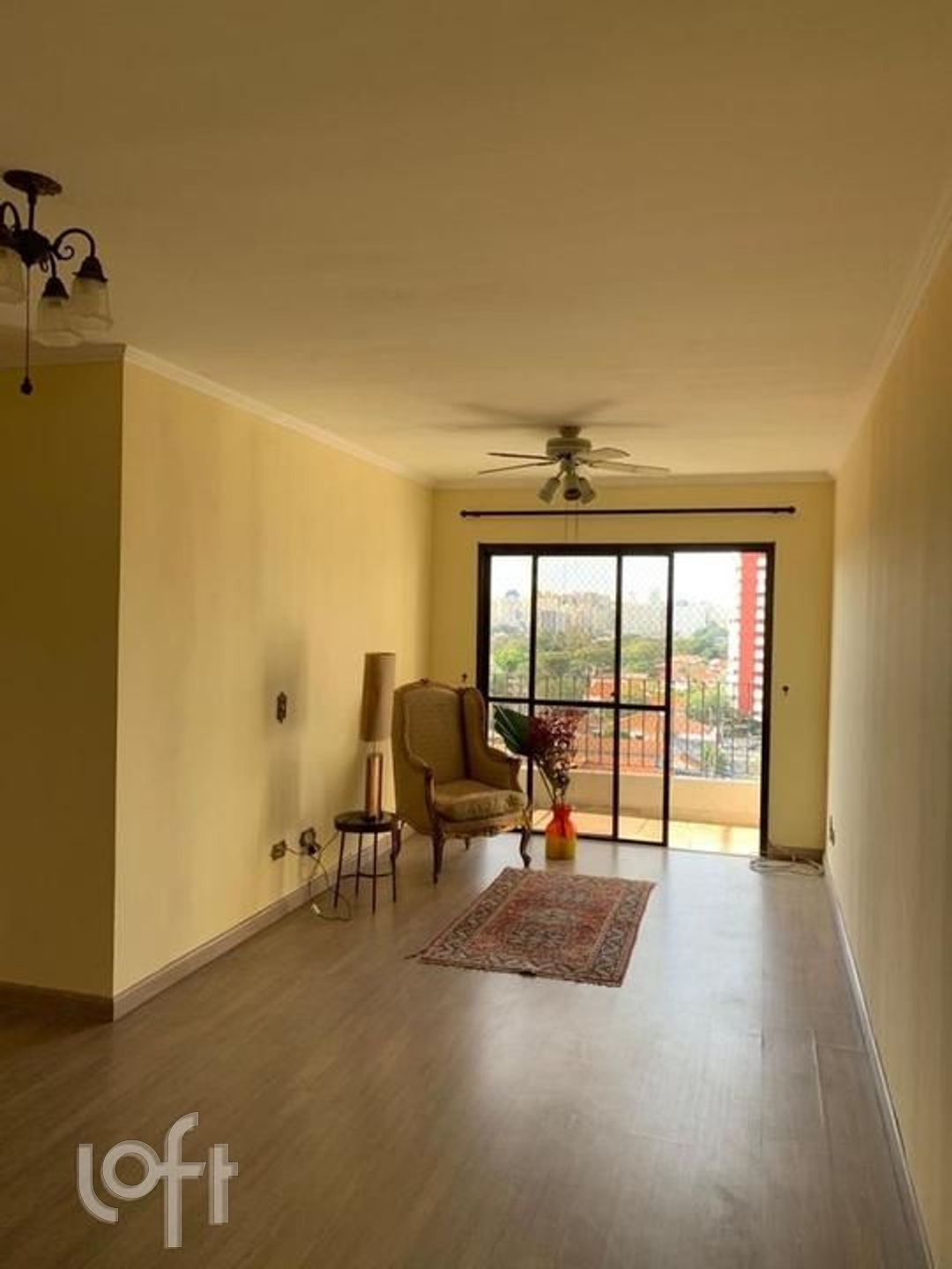 Apartamento à venda com 3 quartos, 73m² - Foto 2