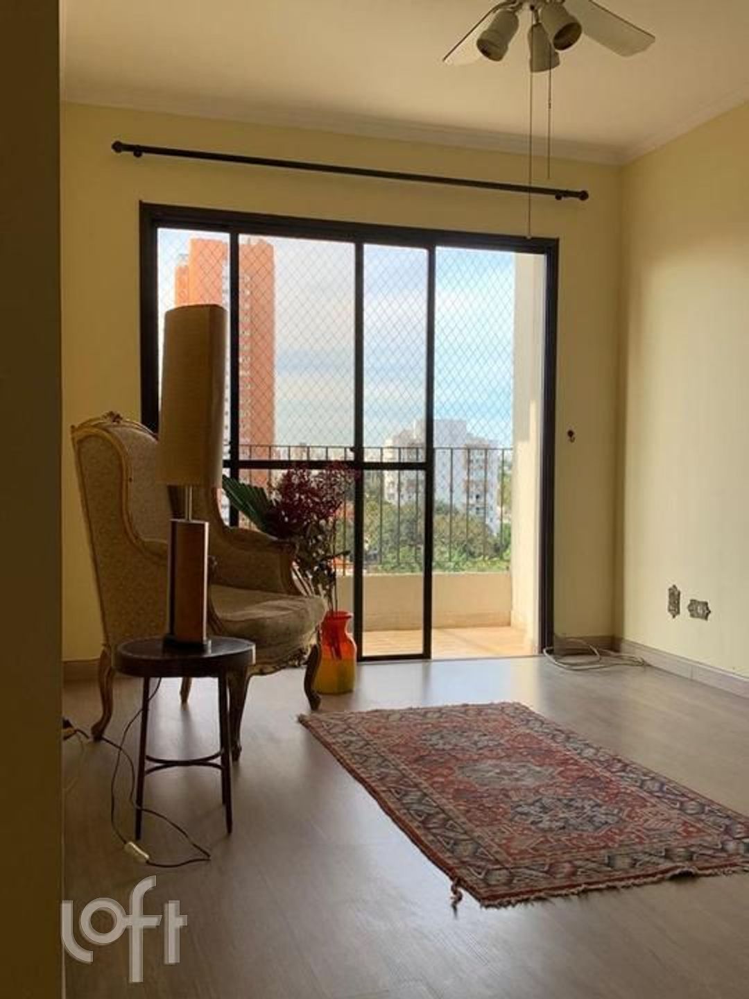 Apartamento à venda com 3 quartos, 73m² - Foto 1