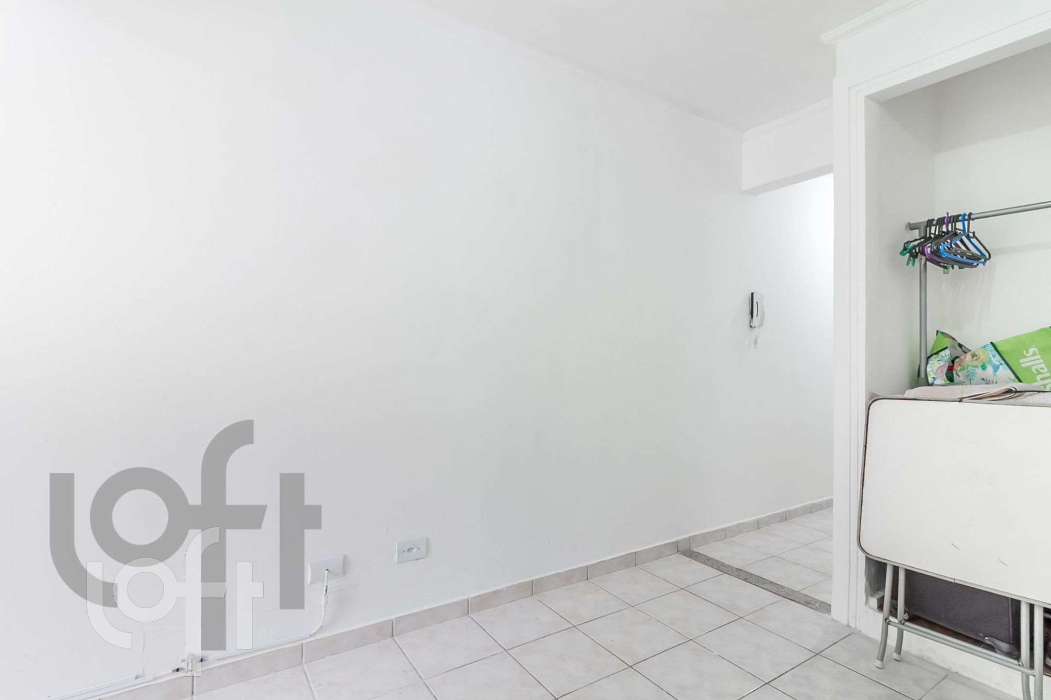 Apartamento à venda com 1 quarto, 42m² - Foto 19