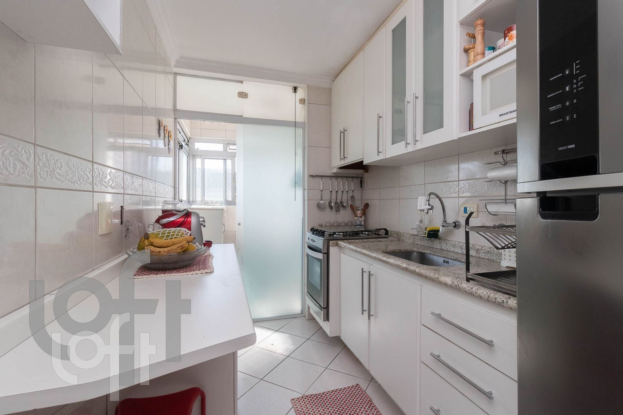 Apartamento à venda com 3 quartos, 75m² - Foto 18