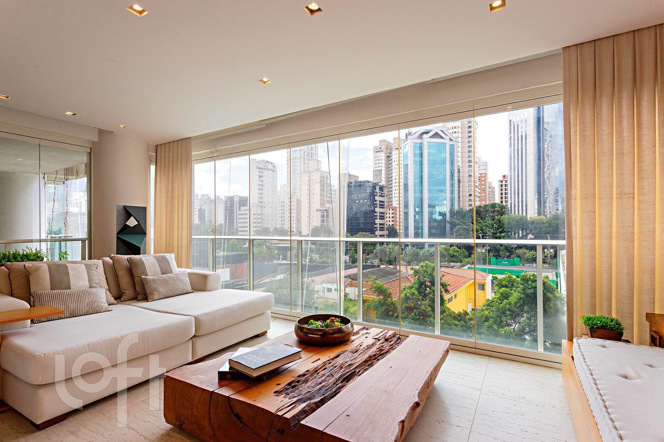 Apartamento à venda em Itaim Bibi com 123 m², 1 qu