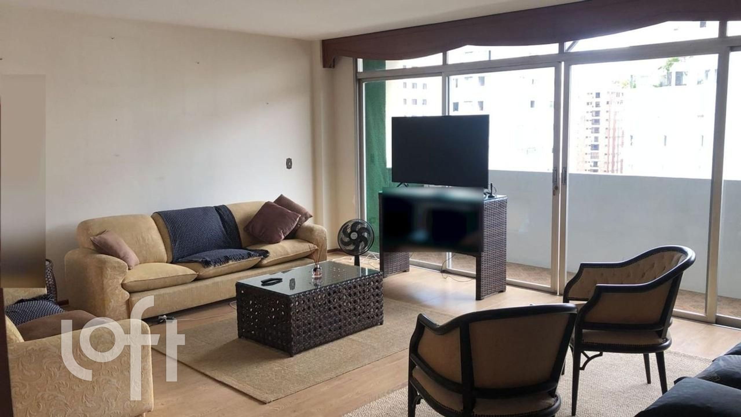 Apartamento à venda com 4 quartos, 205m² - Foto 17