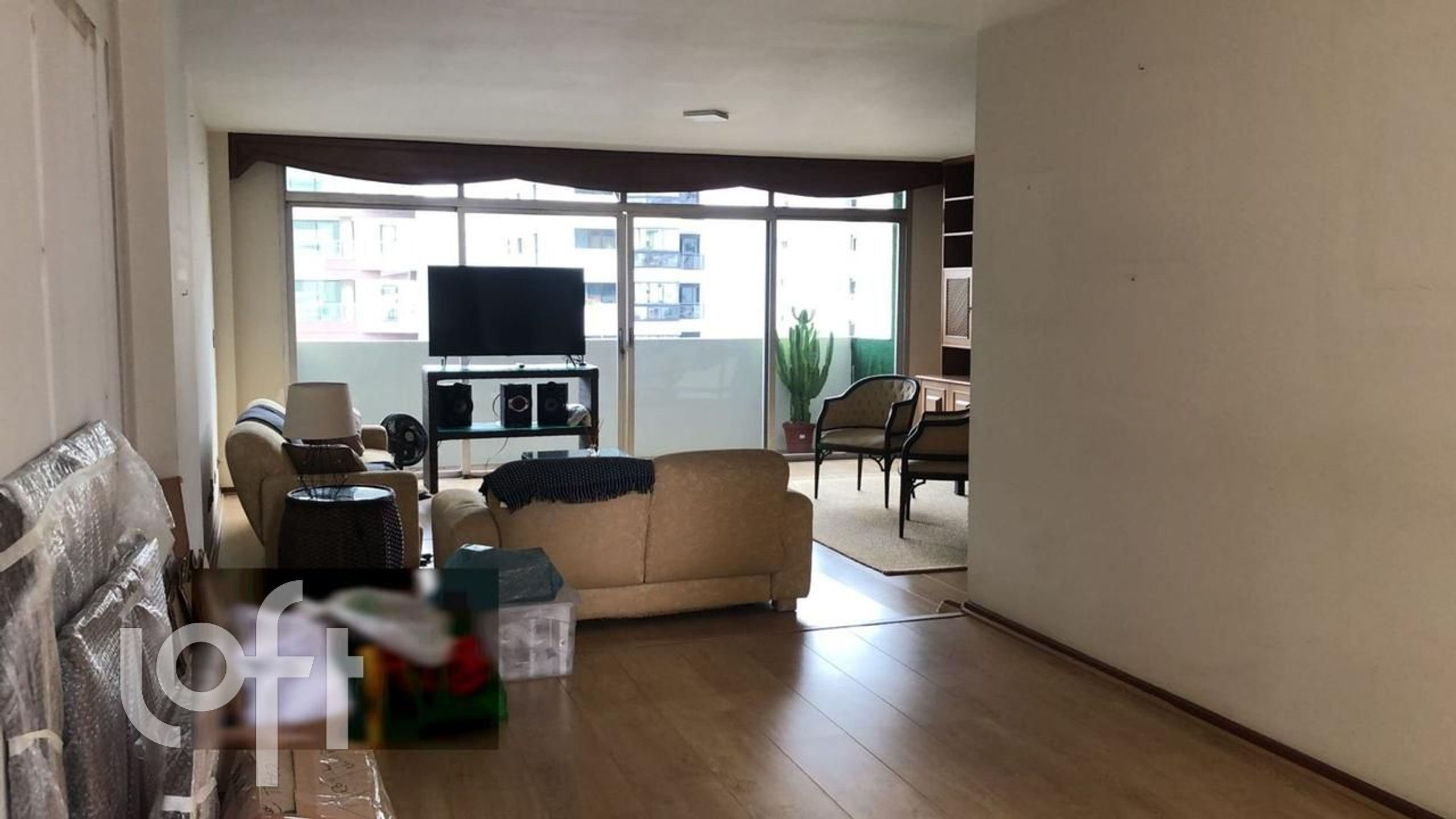 Apartamento à venda com 4 quartos, 205m² - Foto 8