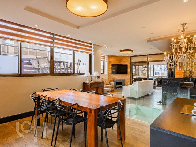 Apartamento com 323m², 3 dormitórios, 1 suíte, 3 vagas, Bela Vista em Porto Alegre