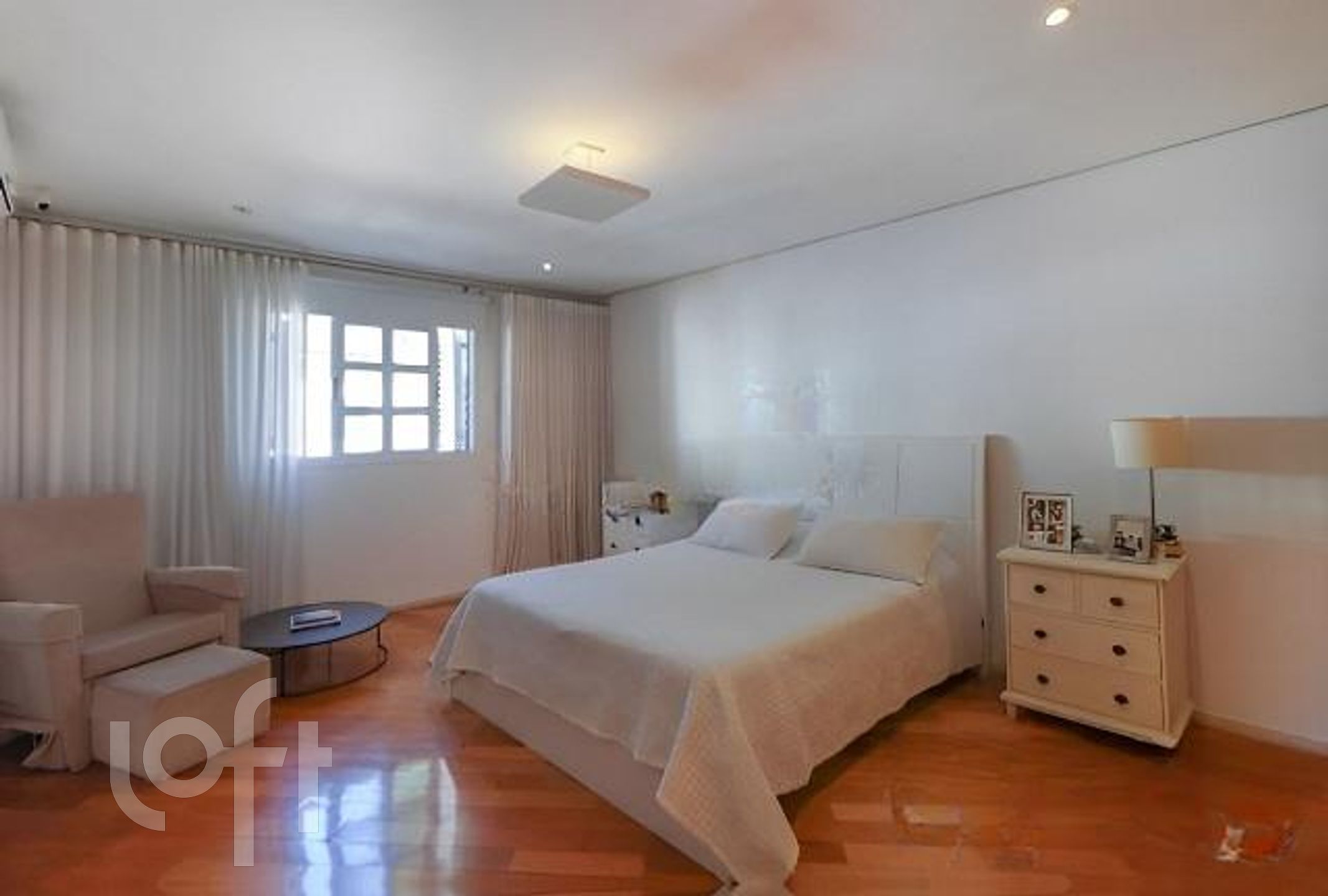 Casa de Condomínio à venda com 4 quartos, 300m² - Foto 7