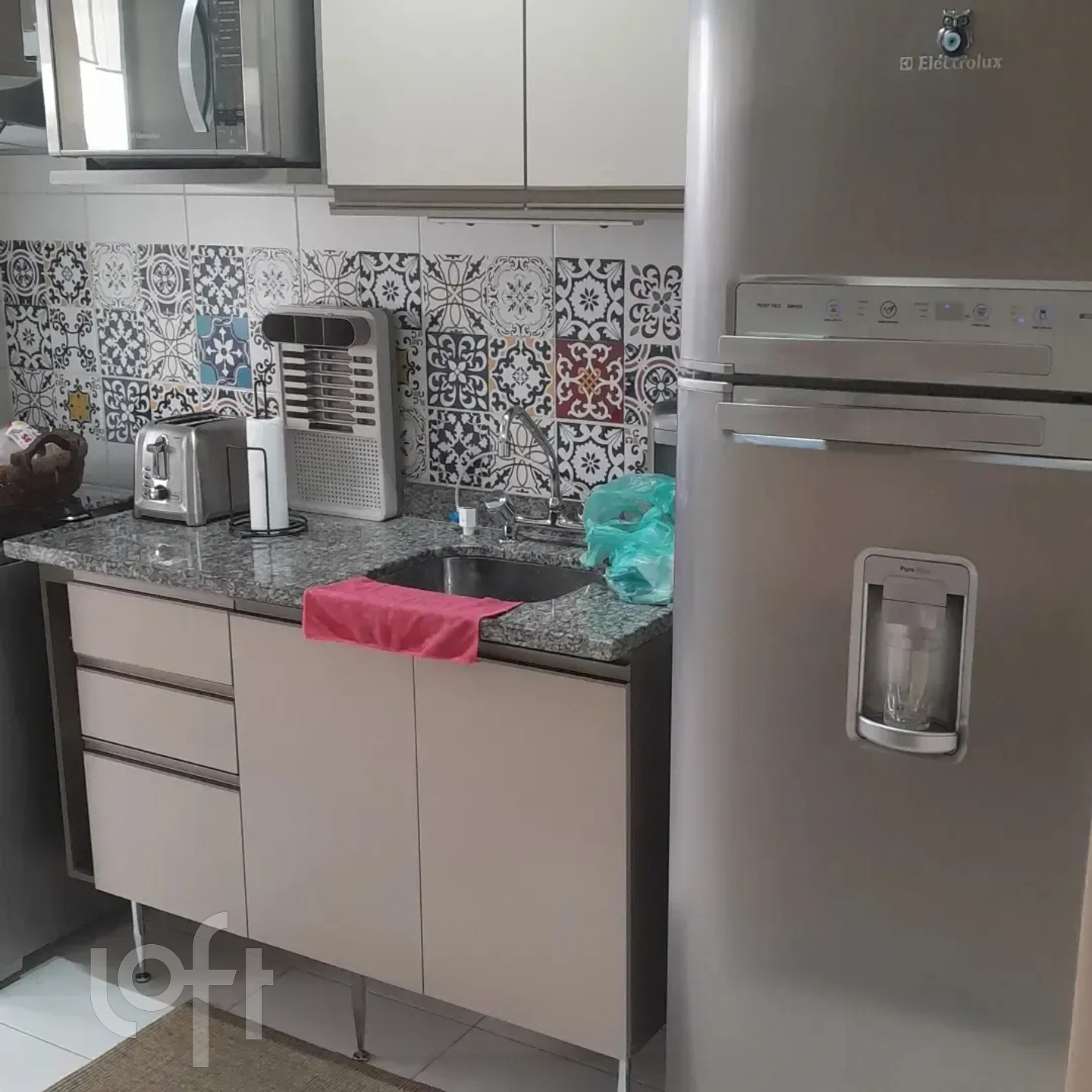 Apartamento à venda com 2 quartos, 65m² - Foto 4