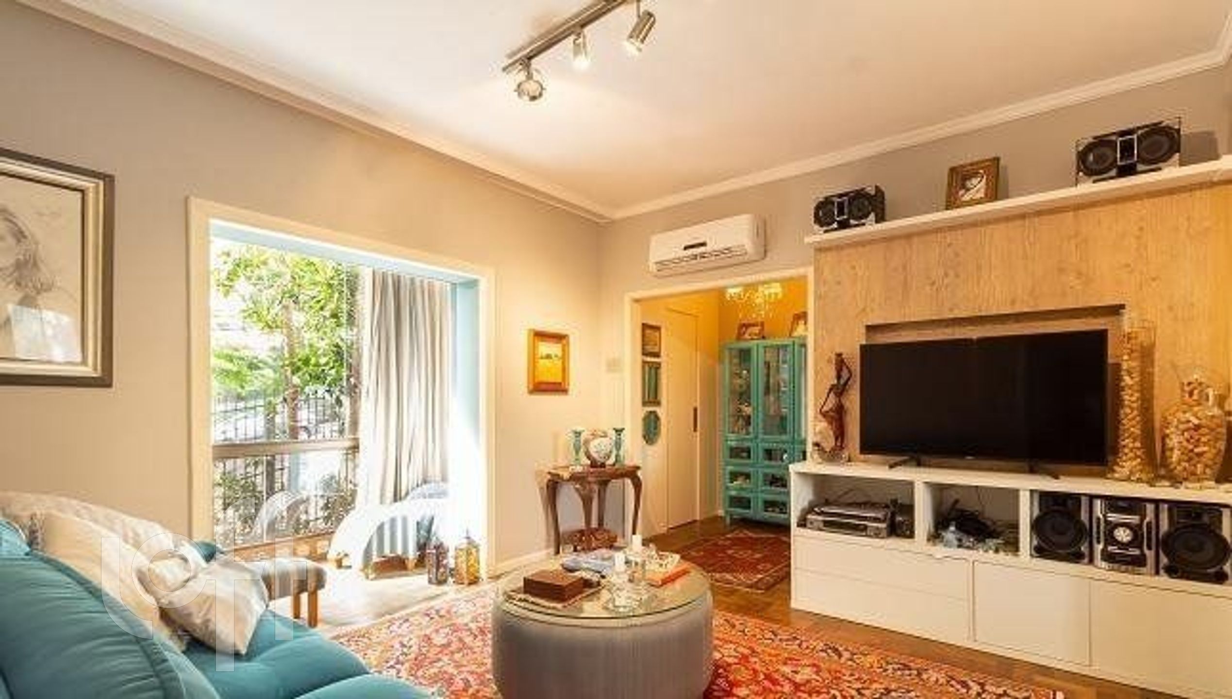 Apartamento com 107m², 2 dormitórios, 1 suíte, 1 vaga, Rio Branco em Porto Alegre