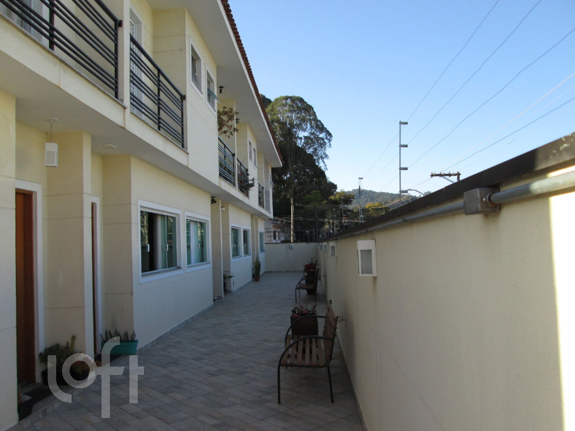 Casa de Condomínio à venda com 3 quartos, 101m² - Foto 1