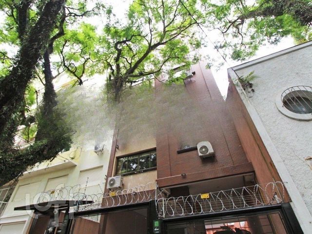Apartamento com 89m², 2 dormitórios, 1 suíte, 2 vagas, Bom Fim em Porto Alegre