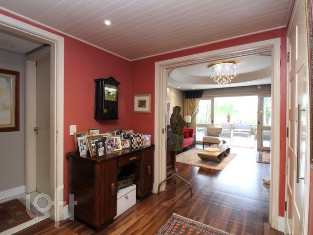 Apartamento com 340m², 3 dormitórios, 3 suítes, 2 vagas, Bela Vista em Porto Alegre