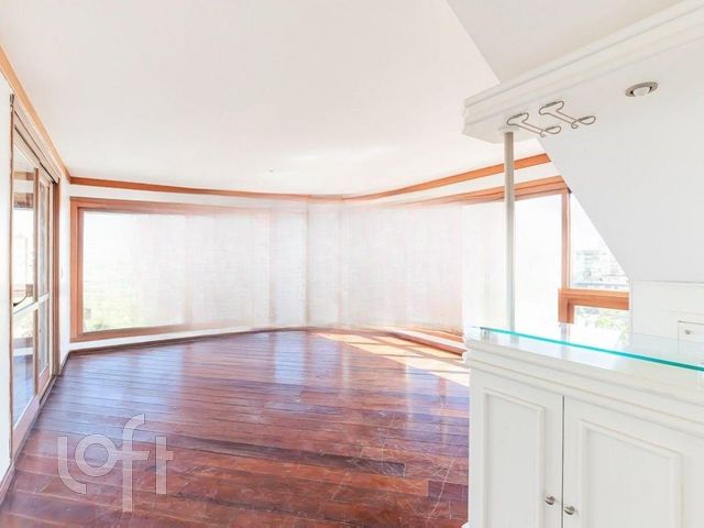 Apartamento com 426m², 4 dormitórios, 1 suíte, 4 vagas, Higienópolis em Porto Alegre