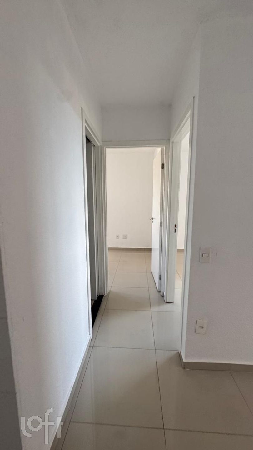 Apartamento à venda com 2 quartos, 39m² - Foto 4