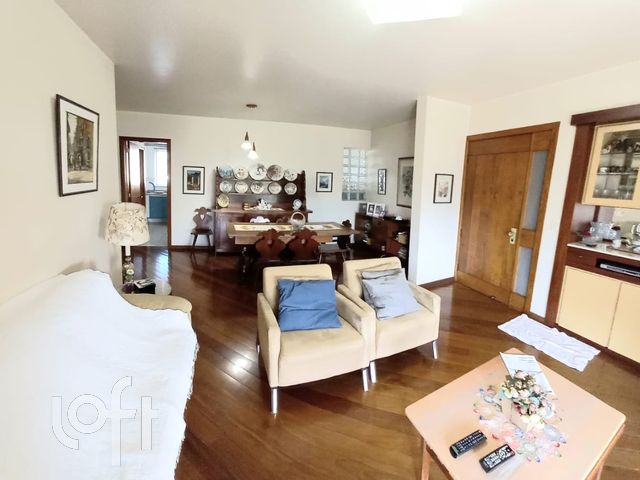 Apartamento com 158m², 3 dormitórios, 1 suíte, 2 vagas, Rio Branco em Novo Hamburgo