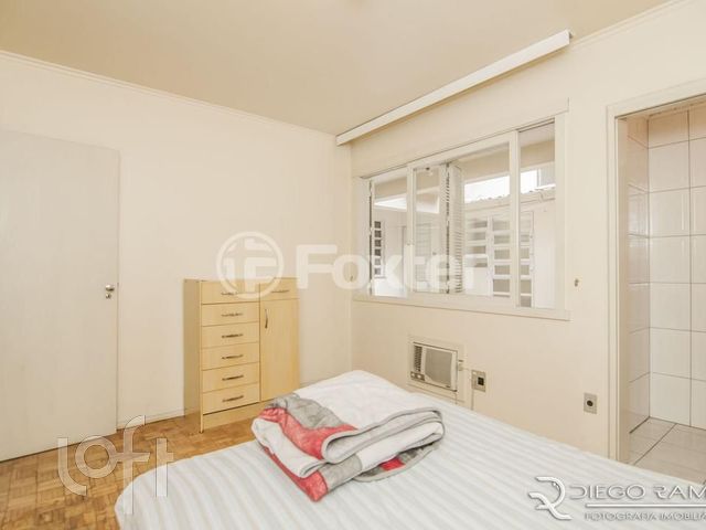 Apartamento com 164m², 3 dormitórios, 2 suítes, 1 vaga, Petrópolis em Porto Alegre