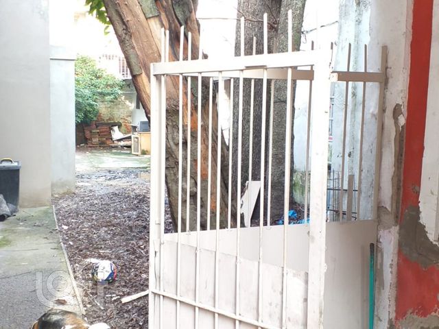 Casa com 440m², 2 dormitórios, Jardim Botânico em Porto Alegre