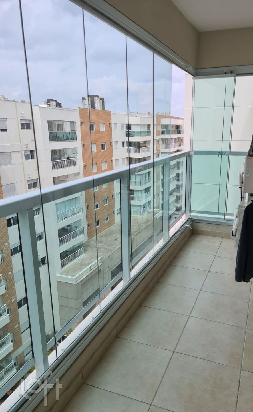 Apartamento à venda com 2 quartos, 85m² - Foto 4