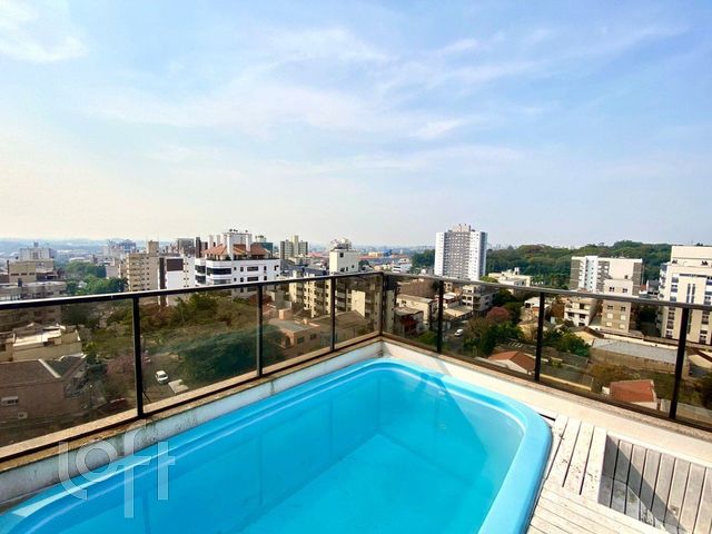 Apartamento com 203m², 3 dormitórios, 1 suíte, 2 vagas, Higienópolis em Porto Alegre
