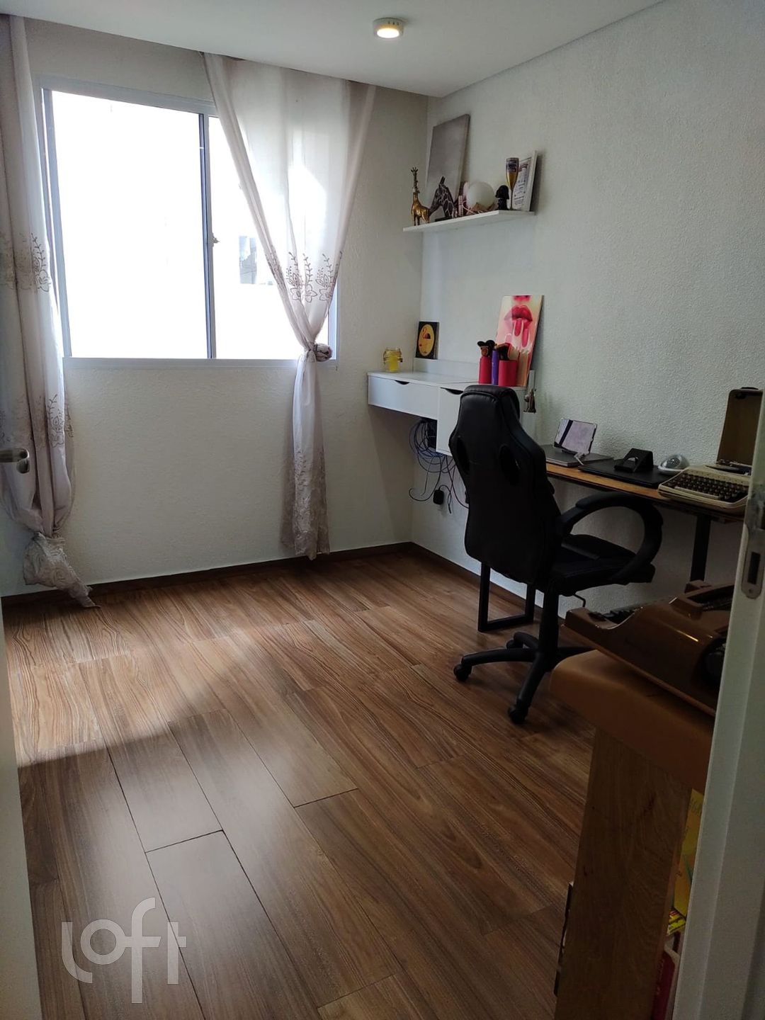 Apartamento à venda com 2 quartos, 40m² - Foto 2