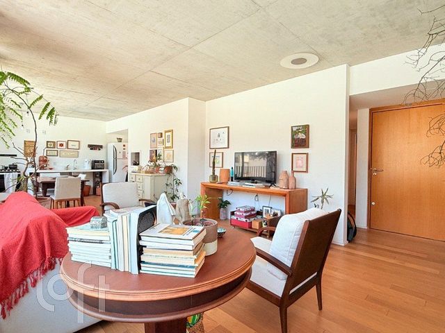 Apartamento com 86m², 2 dormitórios, 2 suítes, 1 vaga, Auxiliadora em Porto Alegre