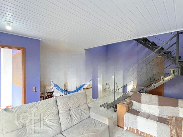 Casa em Condomínio com 300m², 3 dormitórios, 1 suíte, 4 vagas, Santana em Porto Alegre