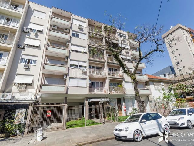 Apartamento com 86m², 2 dormitórios, 1 vaga, Santana em Porto Alegre