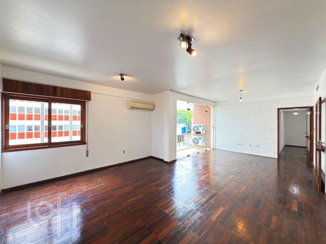 Apartamento com 189m², 4 dormitórios, 1 suíte, 2 vagas, Independência em Porto Alegre