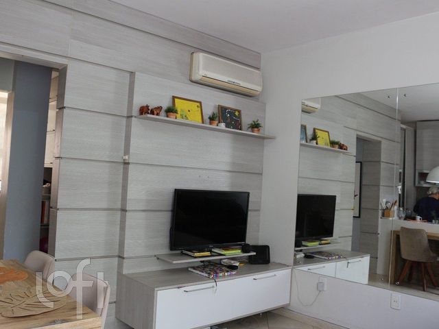Apartamento com 72m², 2 dormitórios, Independência em Porto Alegre