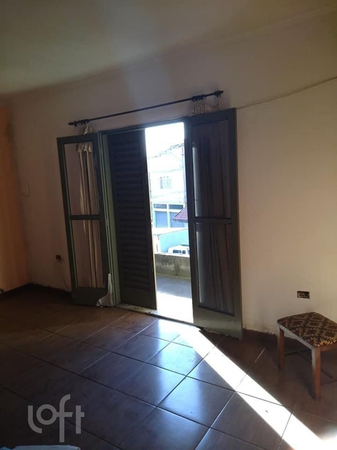 Casa à venda em São Mateus com 300 m², 3 quartos,