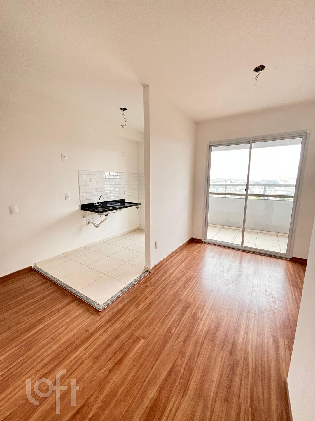 Apartamento à venda com 2 quartos, 46m² - Foto 1