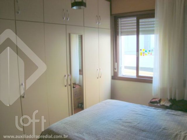 Apartamento com 73m², 2 dormitórios, 1 vaga, Independência em Porto Alegre