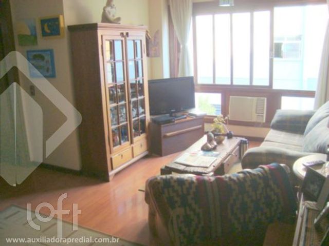 Apartamento com 73m², 2 dormitórios, 1 vaga, Independência em Porto Alegre