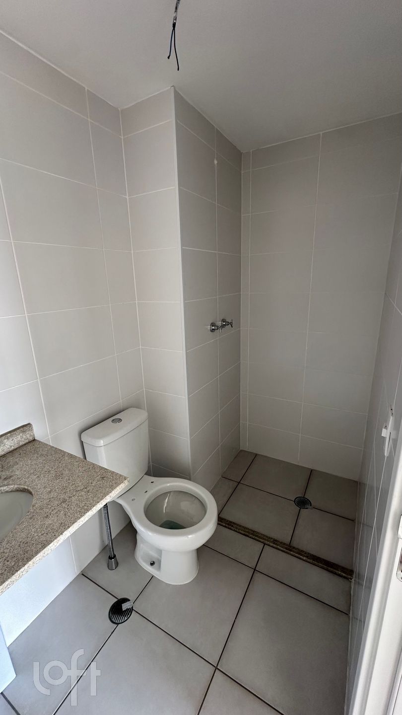 Apartamento à venda com 2 quartos, 64m² - Foto 15