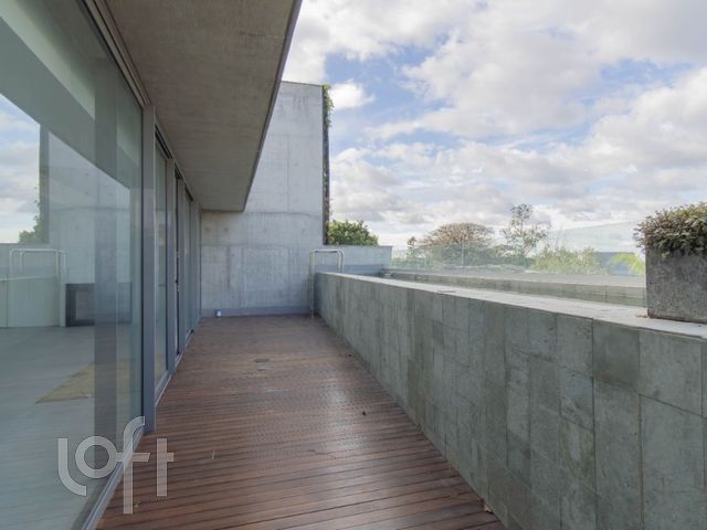 Apartamento com 166m², 3 dormitórios, 2 suítes, 3 vagas, Três Figueiras em Porto Alegre