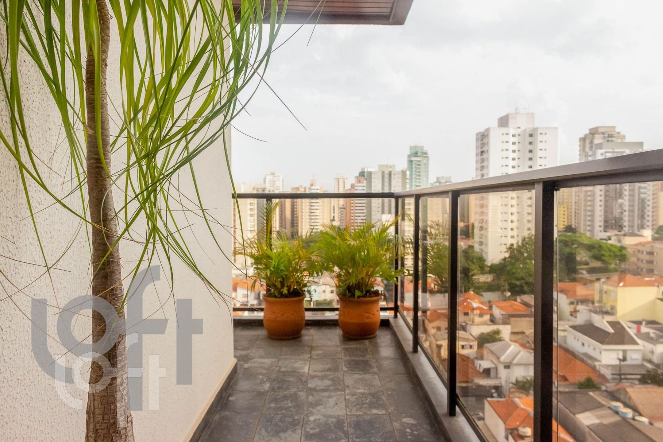 Apartamento à venda com 4 quartos, 220m² - Foto 17