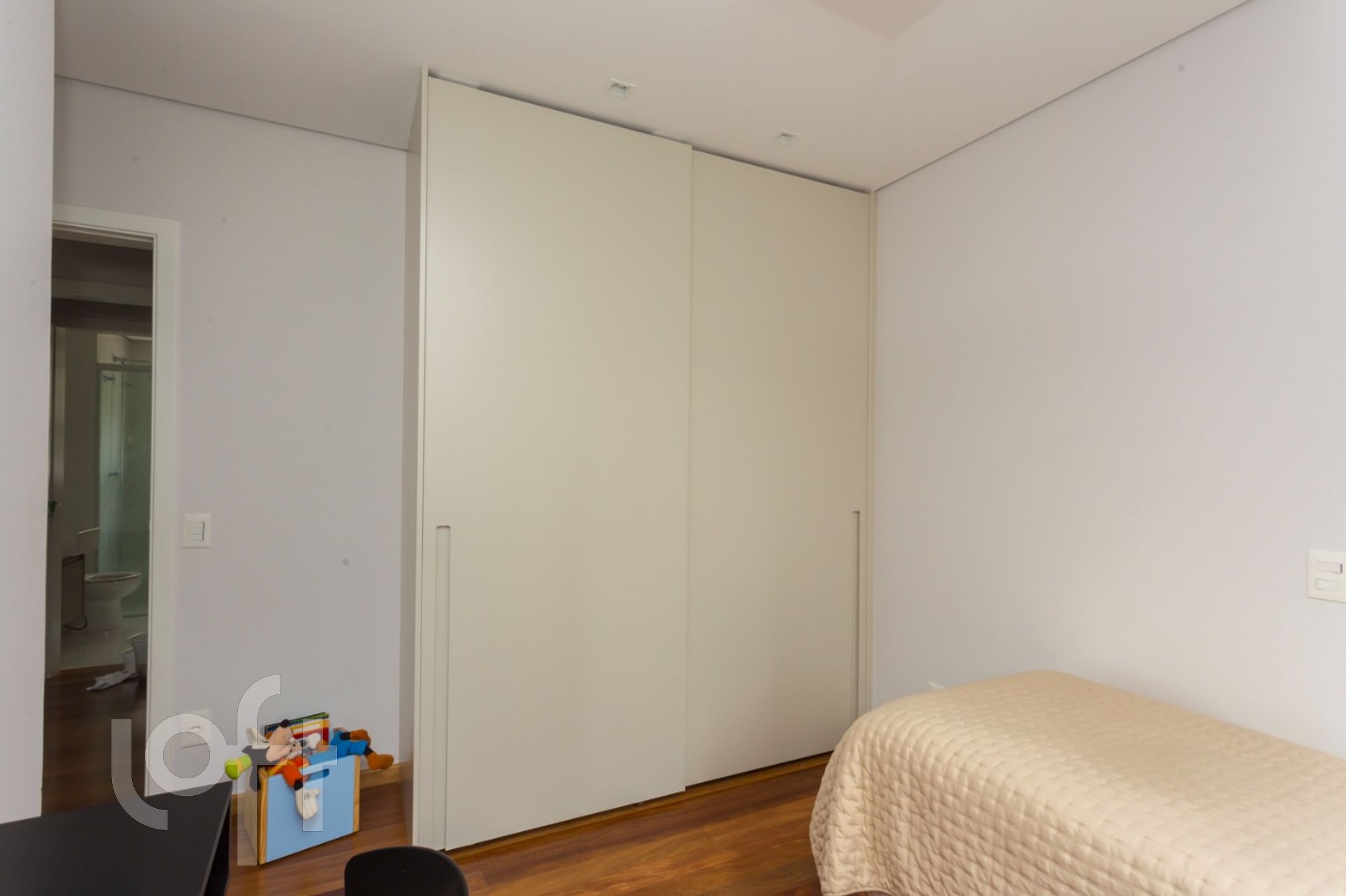 Apartamento à venda com 3 quartos, 205m² - Foto 15