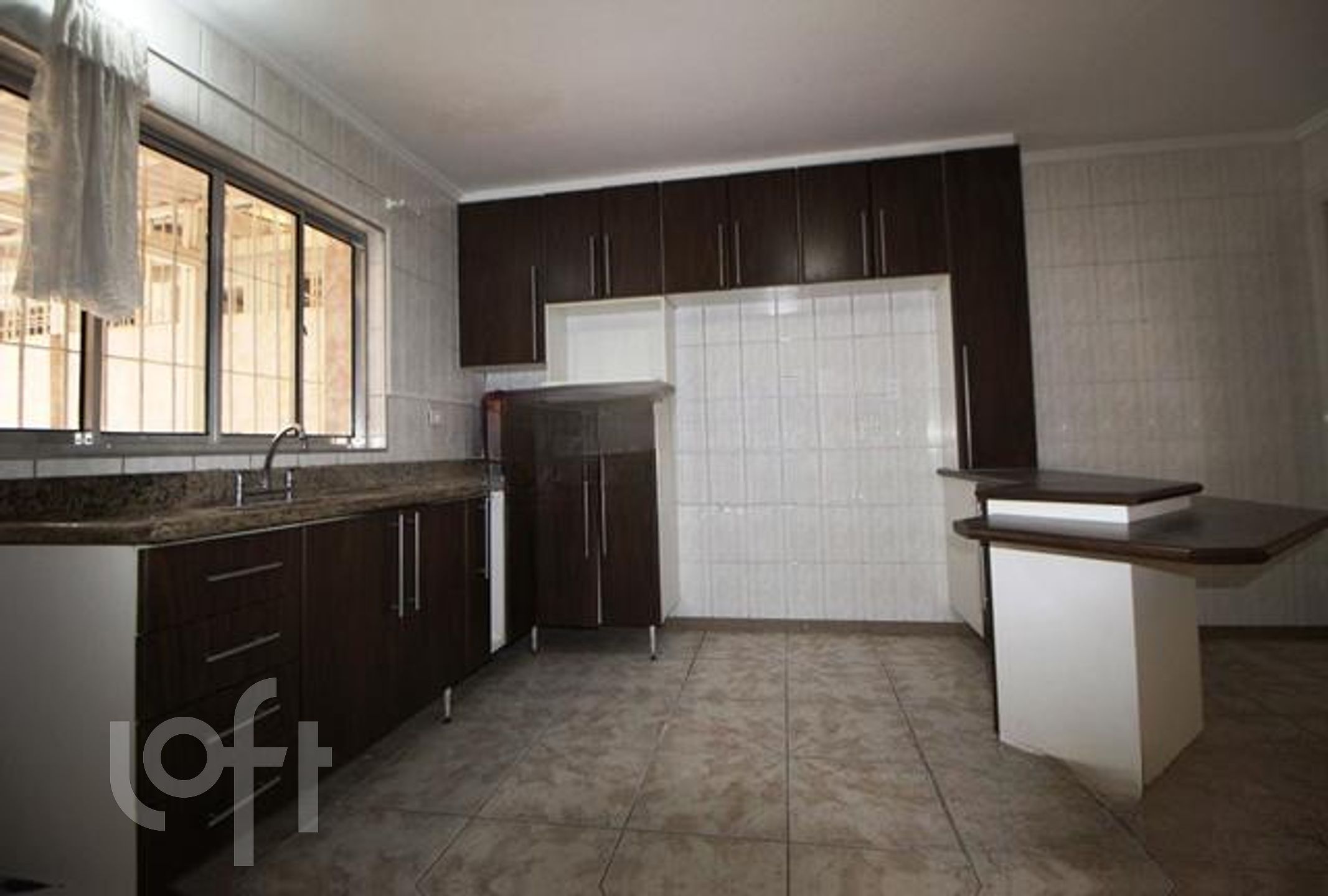 Casa à venda com 2 quartos, 250m² - Foto 24