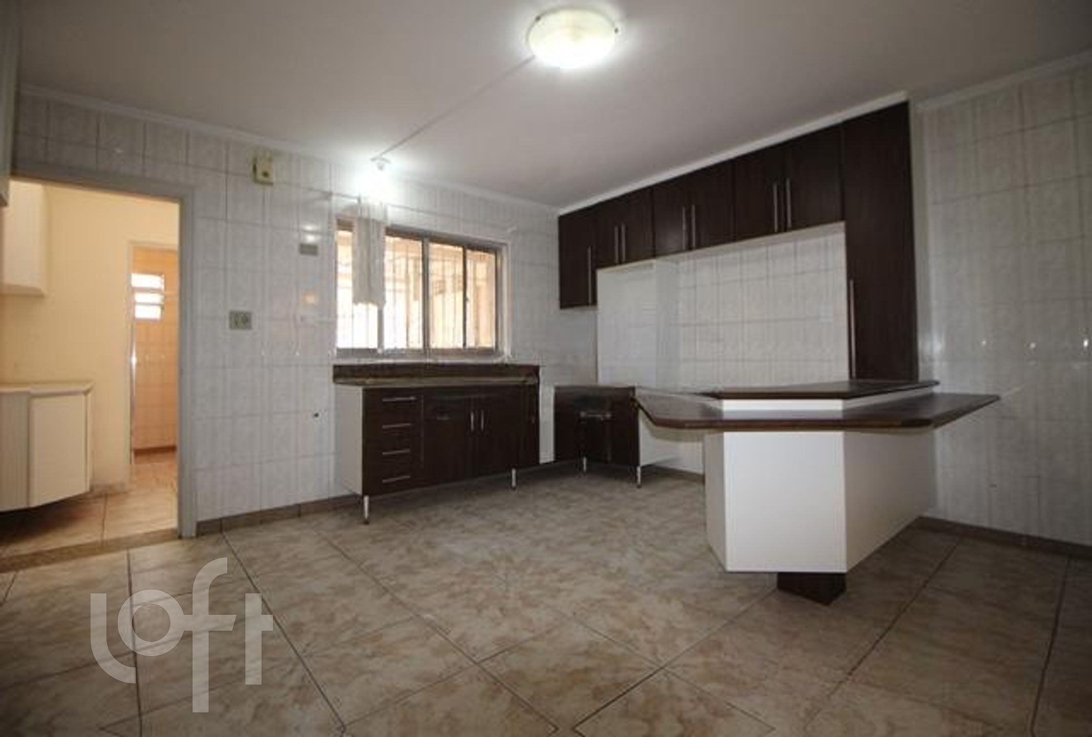 Casa à venda com 2 quartos, 250m² - Foto 4