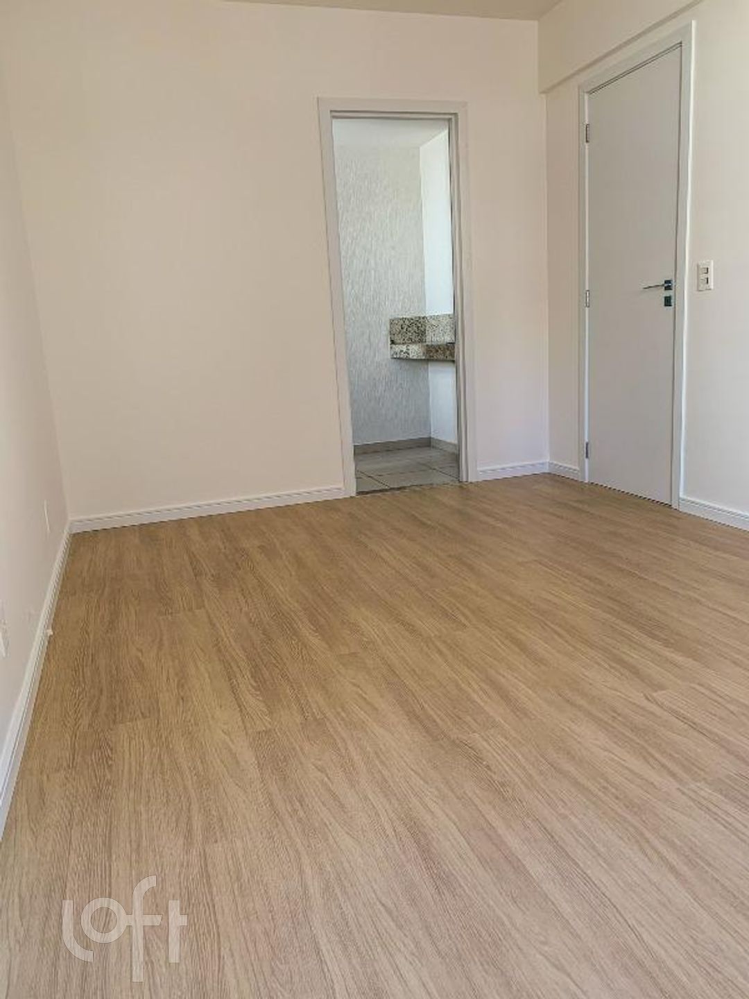 Apartamento à venda com 4 quartos, 182m² - Foto 13